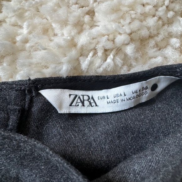 Zara Asymmetric Grey Top - Picture 3 of 3